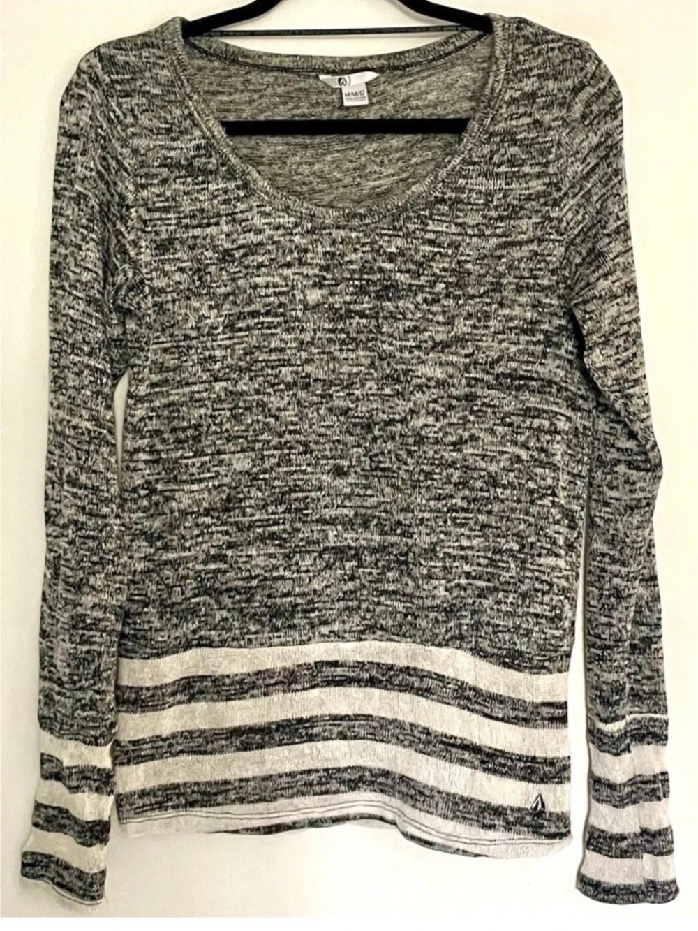 Volcom Striped Scoop Neck Lightweight Sweater in Gray & White Size Medium
